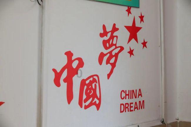 沙漠废墟逃离