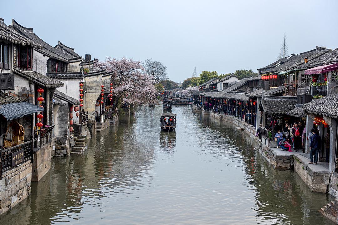 云上的歌